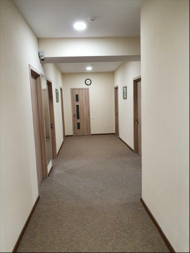 5 Rooms Near 300 Aragveli Metro Station Tbilisi Exterior foto